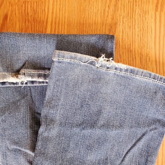 Maurices Jeans sz 11/12 - Picture 4 of 4